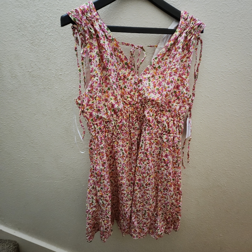 Floral Sleeveless Top